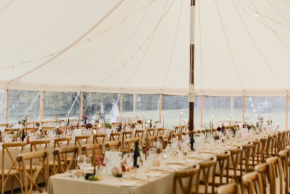 Weddings Table