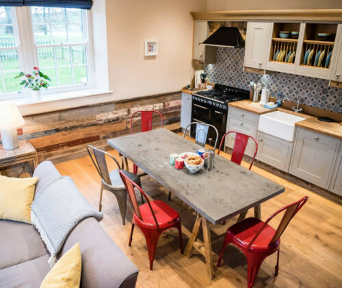 Kitchen / Dinning space